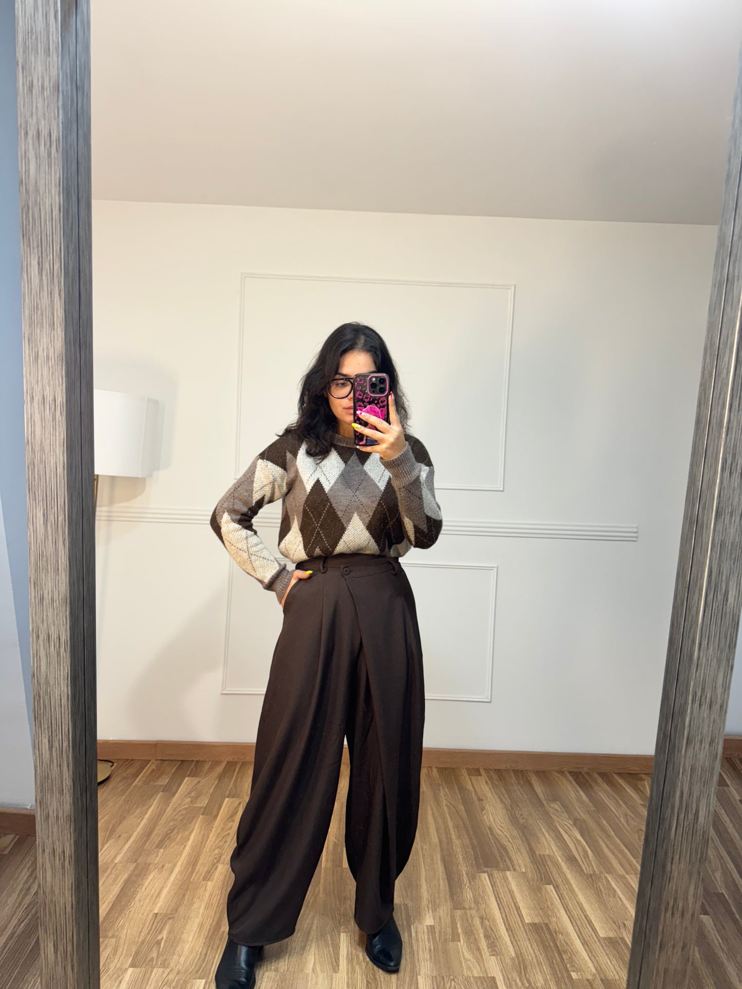 PANTALÓN ASIMÉTRICO