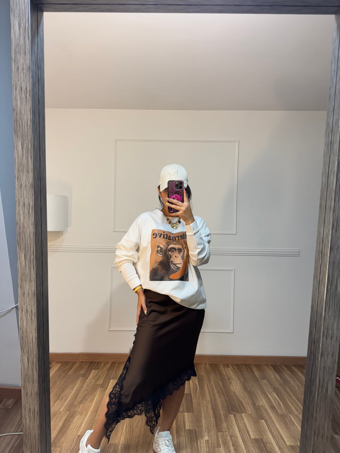 FALDA ASIMÉTRICA ENCAJE