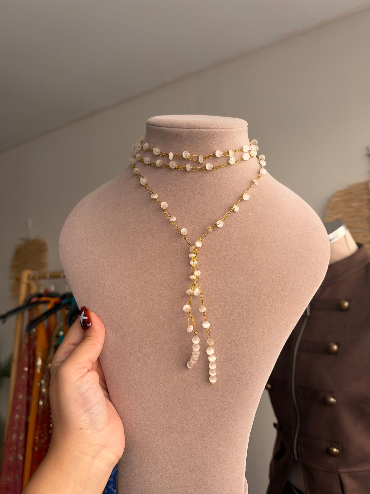 COLLAR MULTIPOSICIÓN.
