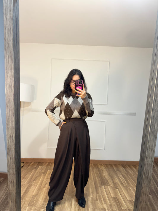 PANTALÓN ASIMÉTRICO