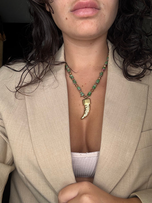 COLLAR CUERNO
