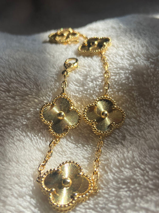 PULSERA ALAMBRA DORADA